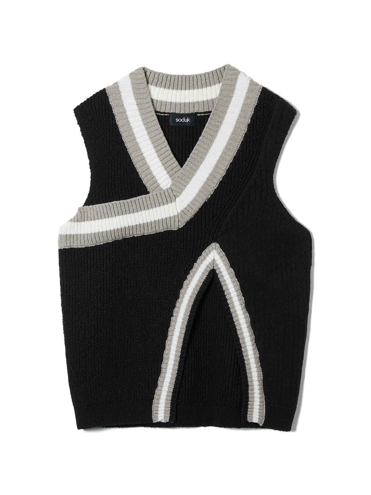 crossing knit vest