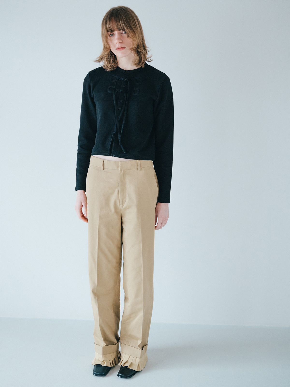 ruffle trousers